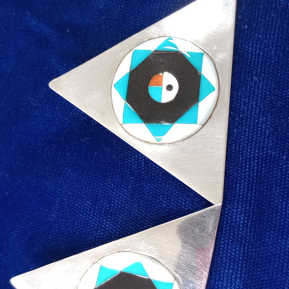 Vintage Zuni SunFace Turquoise, MOP , Onyx Inlay on Sterling Silver Earrings - Picture 15 of 16